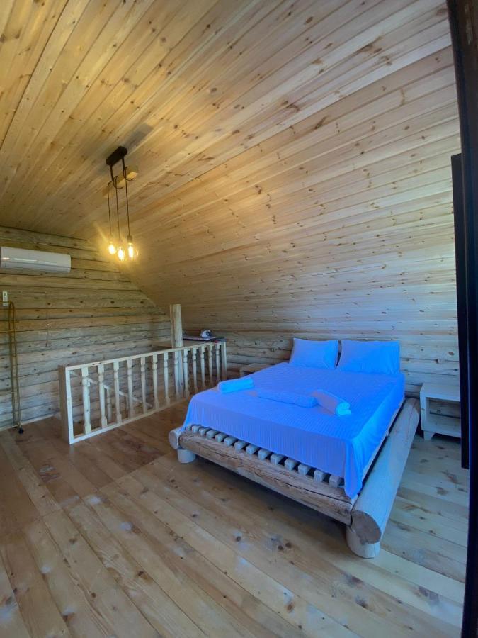 Guest House On Angisa Batumi Exterior foto