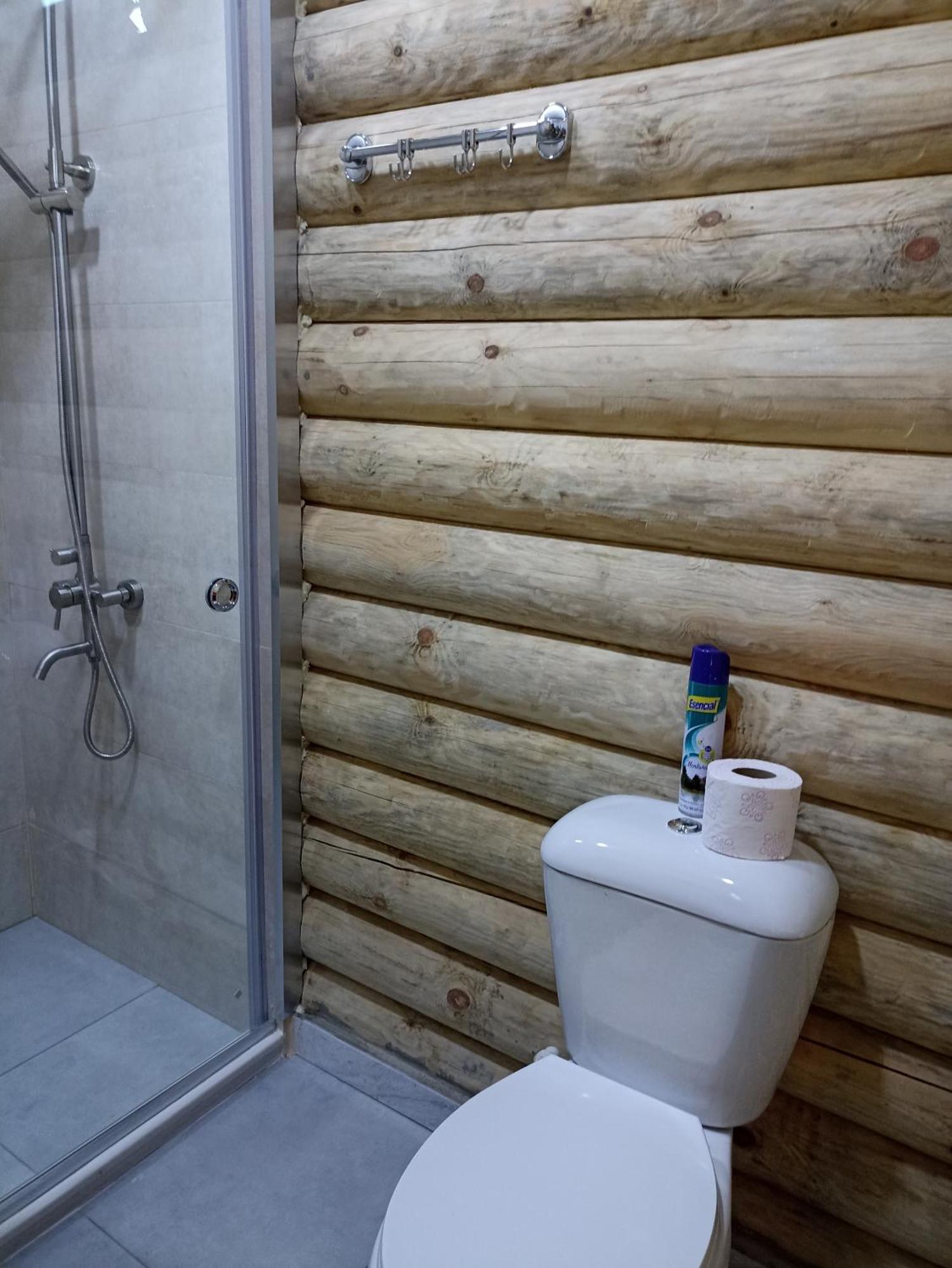 Guest House On Angisa Batumi Zimmer foto